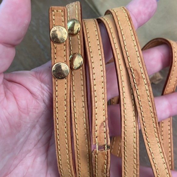 Louis Vuitton Pochette Twin - Picture 3 of 11